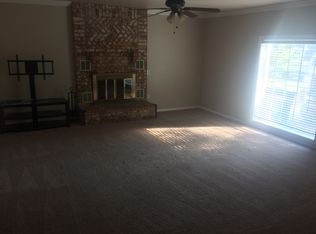 721 Saddle Rd, White Settlement, TX 76108