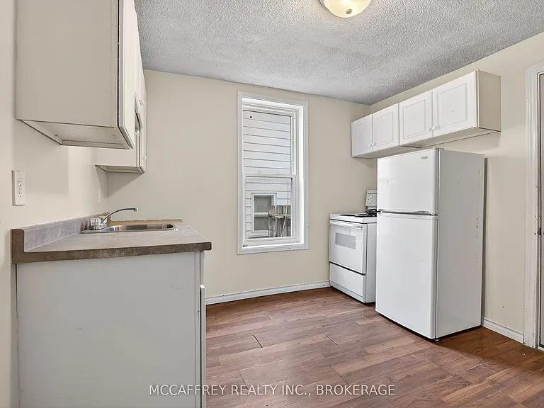 45 Isabella St E — Photo 7