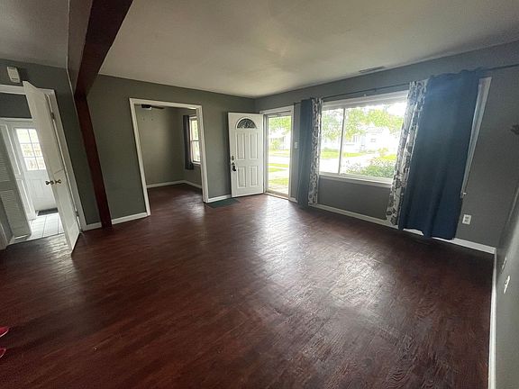 4th image of 21709 Bon Heur St
