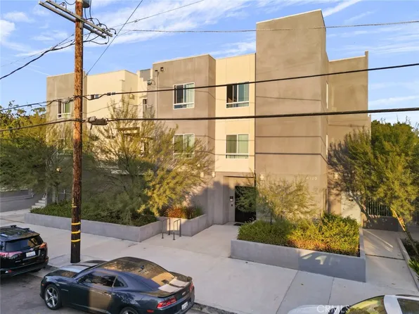 6320 Beck Ave, North Hollywood, CA 91606