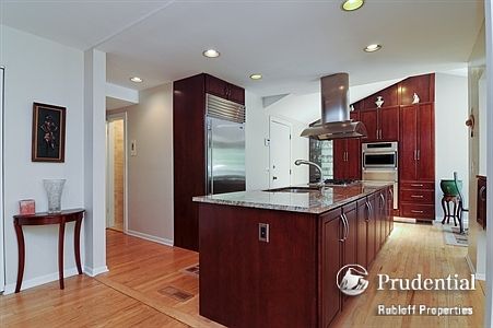 5th image of 706 De Tamble Ave