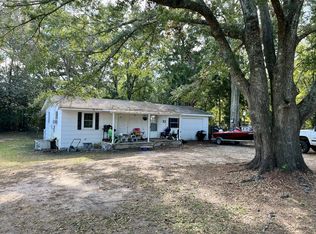 206 Maple Ave, Hartford, AL 36344