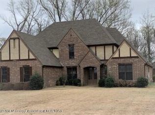 9063 Mitchells Corner Rd N, Olive Branch, MS 38654