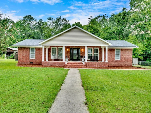 105 Williams Ave SE, Hanceville, AL 35077