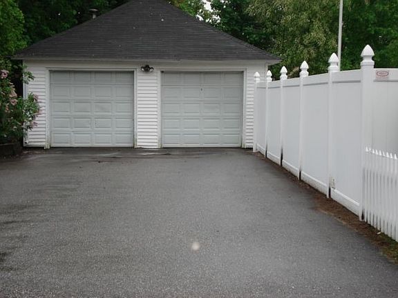 Large Driveway and heated garage