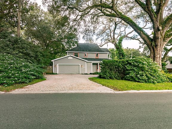 2nd image of 2218 Merritt Park Dr