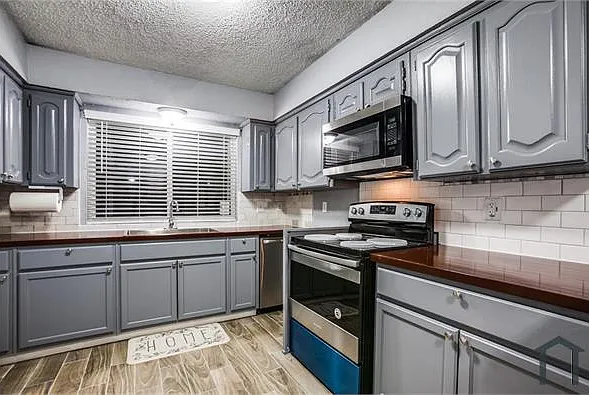 105 Waits Cir — Photo 3