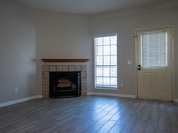 3rd image of 18626 N 33rd Dr Unit 4