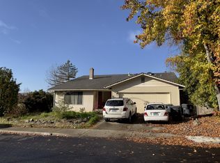 810 NE Oregon Ave, Grants Pass, OR 97526