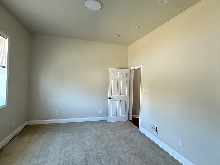 4401 Liberty Heights Ave #2 — Photo 8
