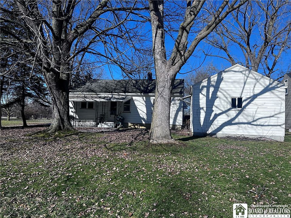 11 Greco Ln, Dunkirk, NY 14048 Zillow