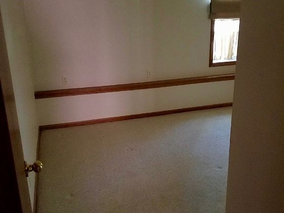 2 Roomy Bedrooms Downstairs