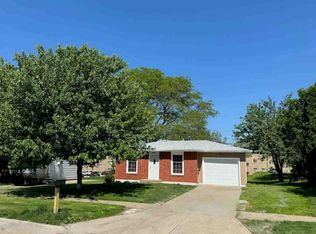 804 20th Ave, Coralville, IA 52241