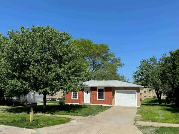 804 20th Ave, Coralville, IA 52241