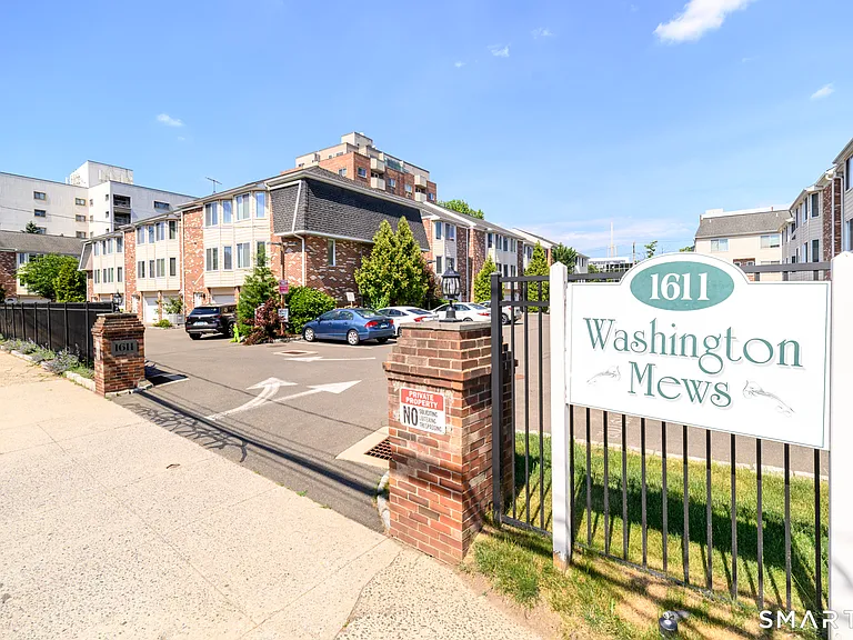 1611 Washington Blvd #10 — Photo 4