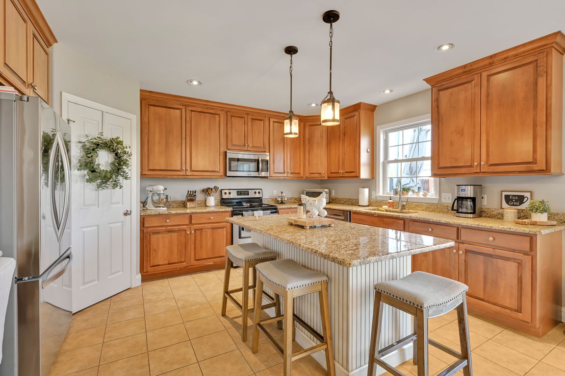 14-Kitchen