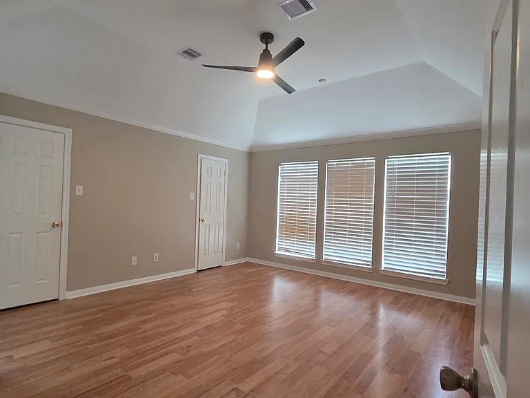 18934 Barry Ln — Photo 21