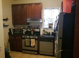 1907 Wharton St #1F, Philadelphia, PA 19146