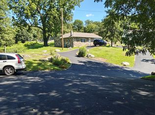 117 Waccabuc Rd, Hopewell Junction, NY 10526