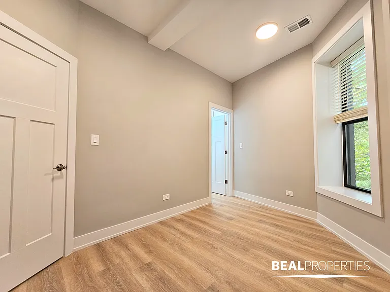 428-38 West Belden — Photo 56