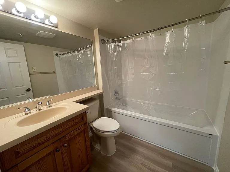 1499 SE 9th Ave #204 — Photo 9