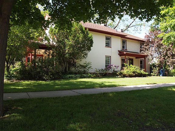 2nd image of 186 N Manning St #1