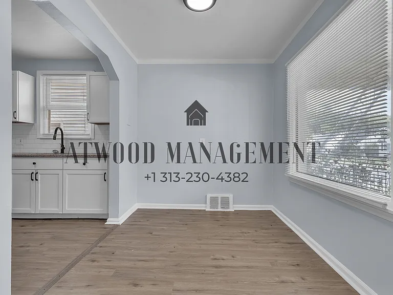 19355 Caldwell St — Photo 5