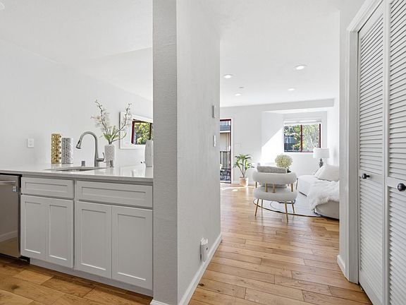 3rd image of 4151 El Camino Way APT I