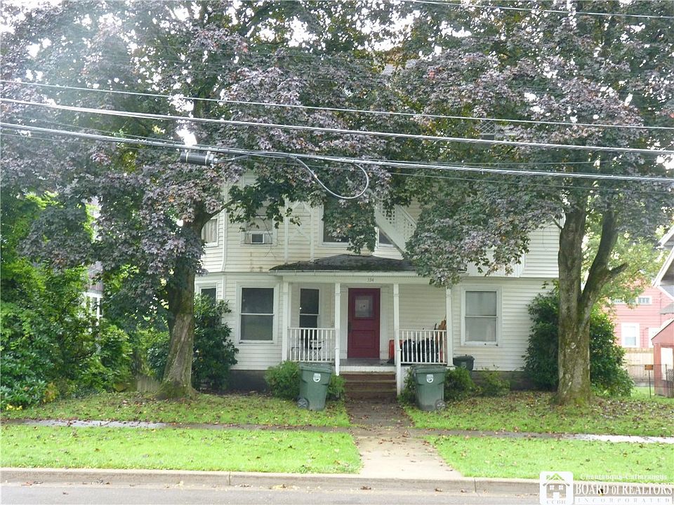 1st image of 334 E 5th St