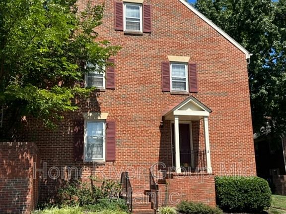 2nd image of 1102 Michigan Ct