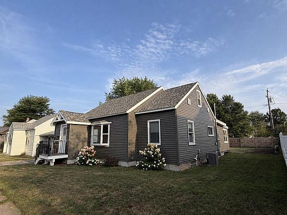 3rd image of 119 KURTH STREET