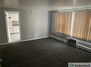 14114 S School St APT 1W, Riverdale, IL 60827