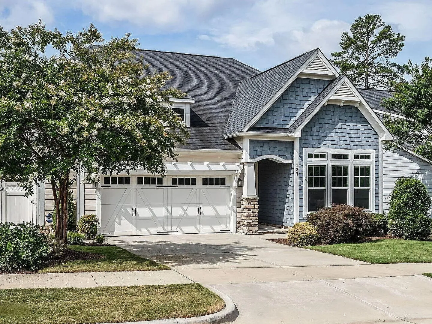 137 Lucky Ribbon Ln, Holly Springs, NC 27540 — Photo 2