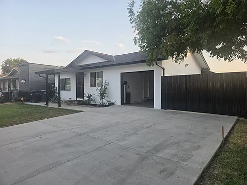 2817 5th St Photo 1