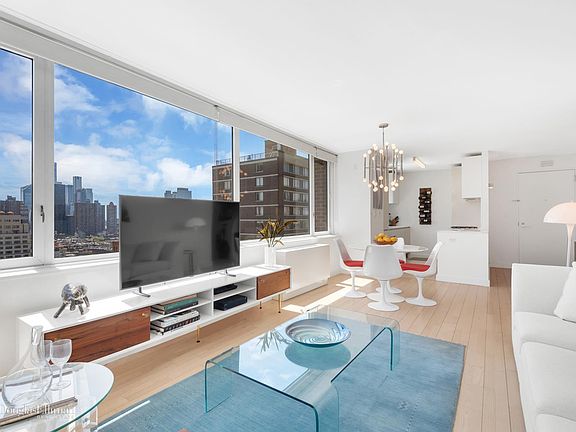 2nd image of 322 W 57th St #27S1