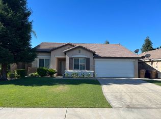 9313 Tahiti Ave, Bakersfield, CA 93311