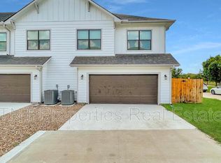2101 Jax Dr, College Station, TX 77845
