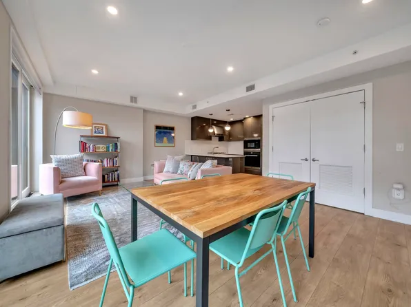 61 14th Street image 2 of 31