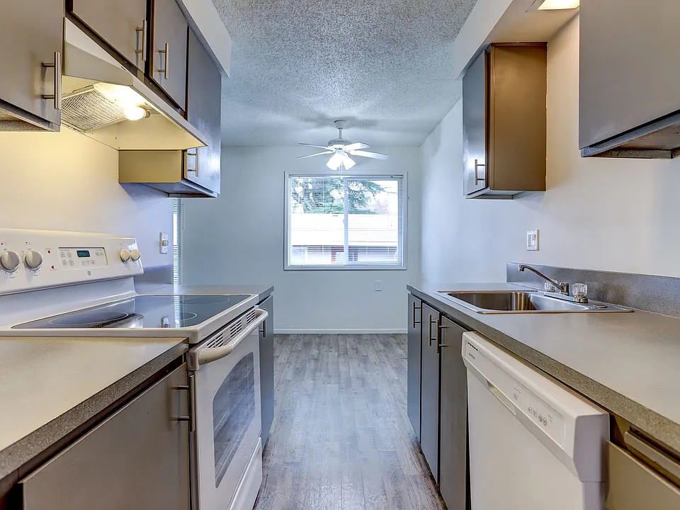 119 - Tyee Apartments