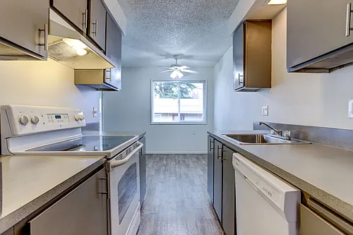 119 - Tyee Apartments Photo 1