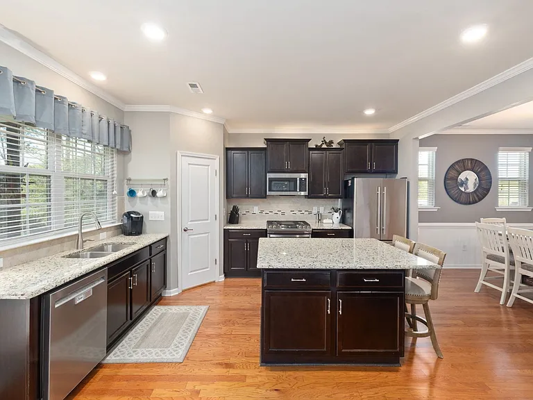 677 Long Melford Dr — Photo 43