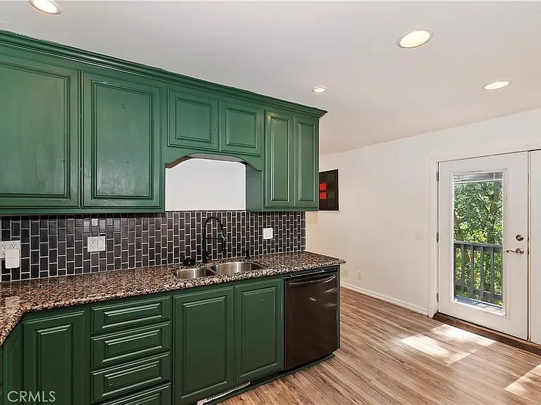 21510 Crest Forest Dr — Photo 11
