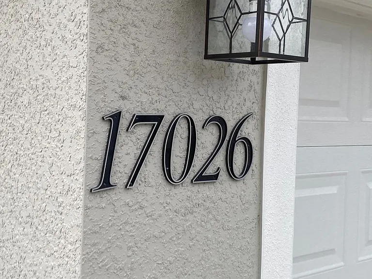 17026 SW 32nd Ter — Photo 6