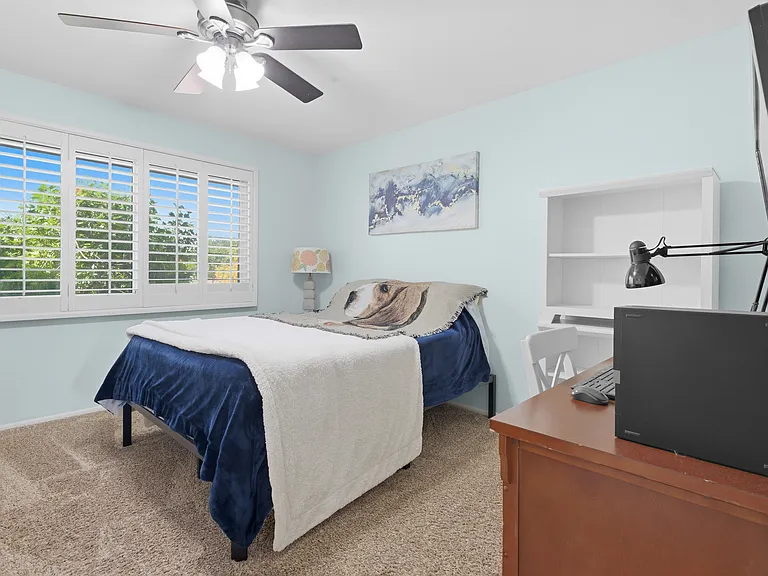 17226 N Lindgren Ave — Photo 15