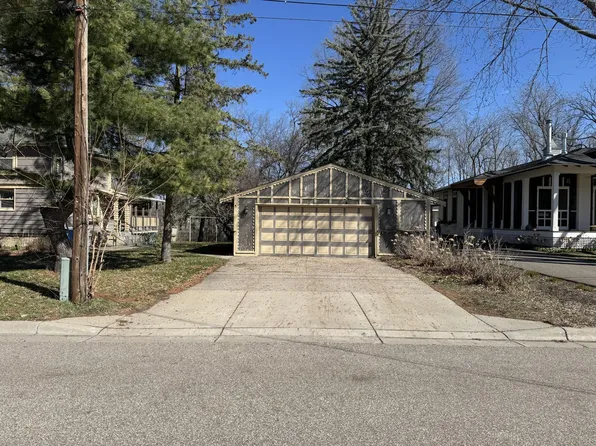 11th St, Saint Paul, MN 55110