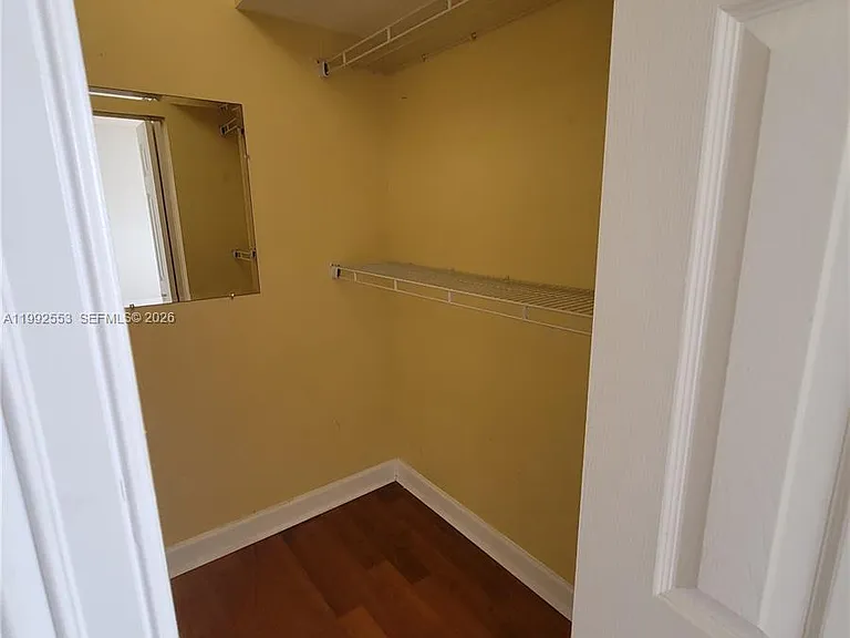 2020 NE 135th St #904 — Photo 16
