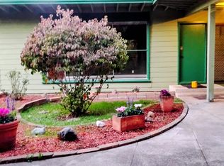 15905 Wright Ln #B, Guerneville, CA 95446