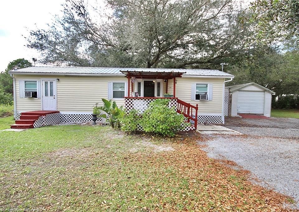 1st image of 82 Silvio Rd
