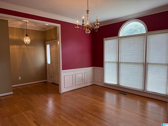 4th image of 6267 Canterbury Rd