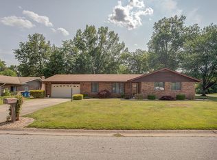 213 Britanna Dr, Swansea, IL